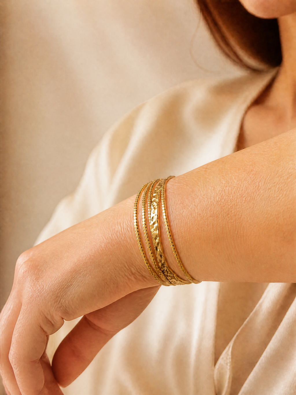 Bracelet manchette doré multirang Éclat