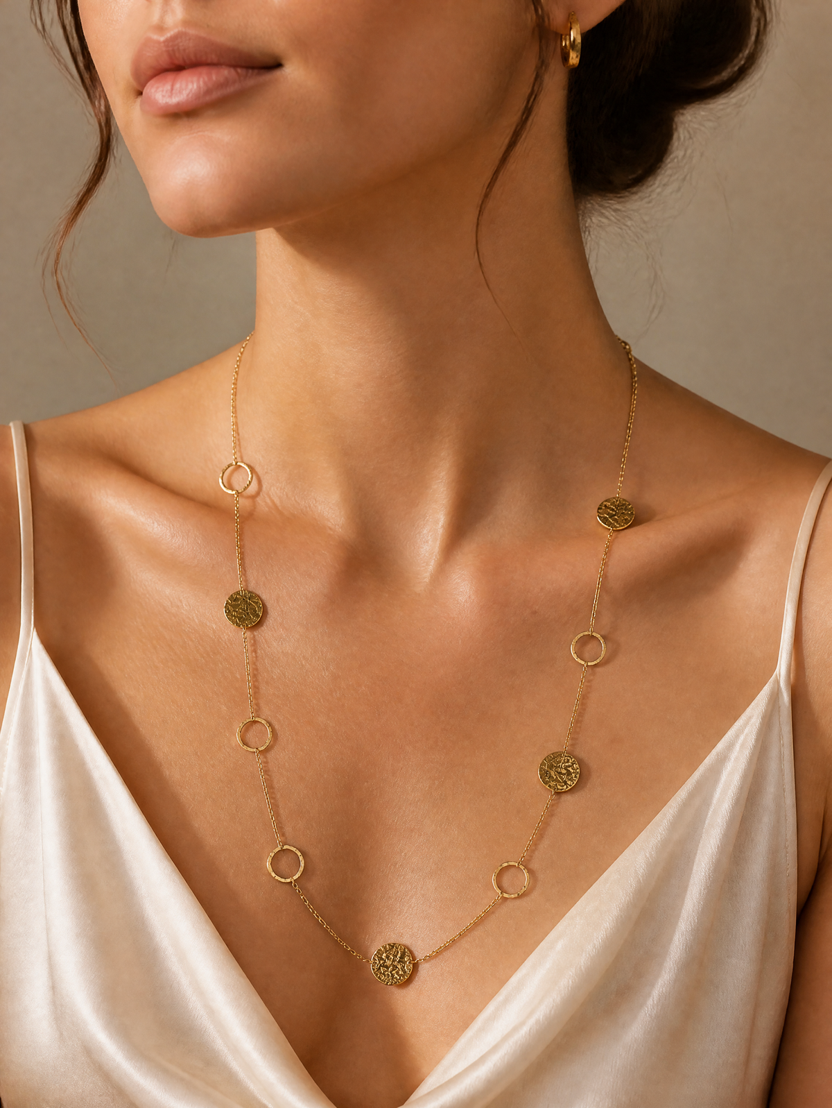 Collier Éclat — Sautoir doré en acier inoxydable