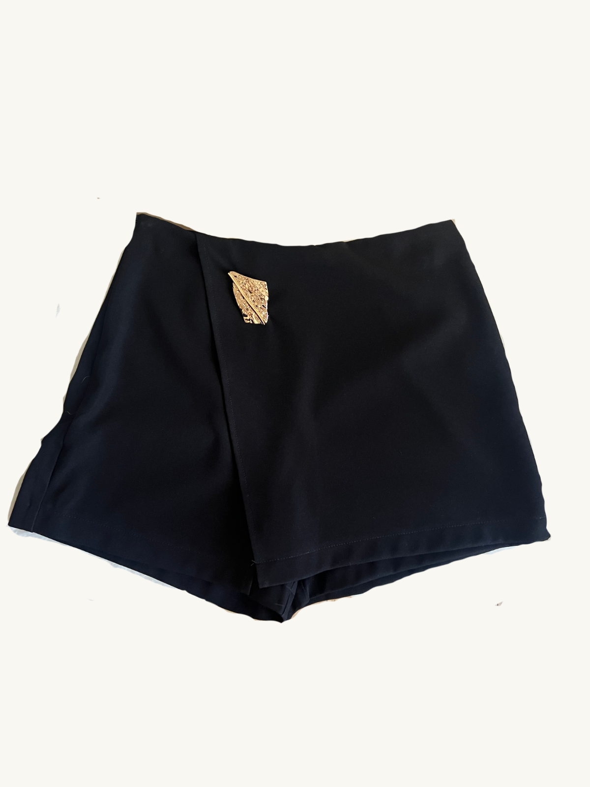 JUPE-SHORT ASYMETRIQUES NOIR