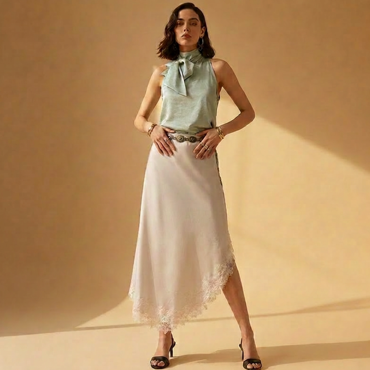 JUPE LONGUE SATINEE BEIGE