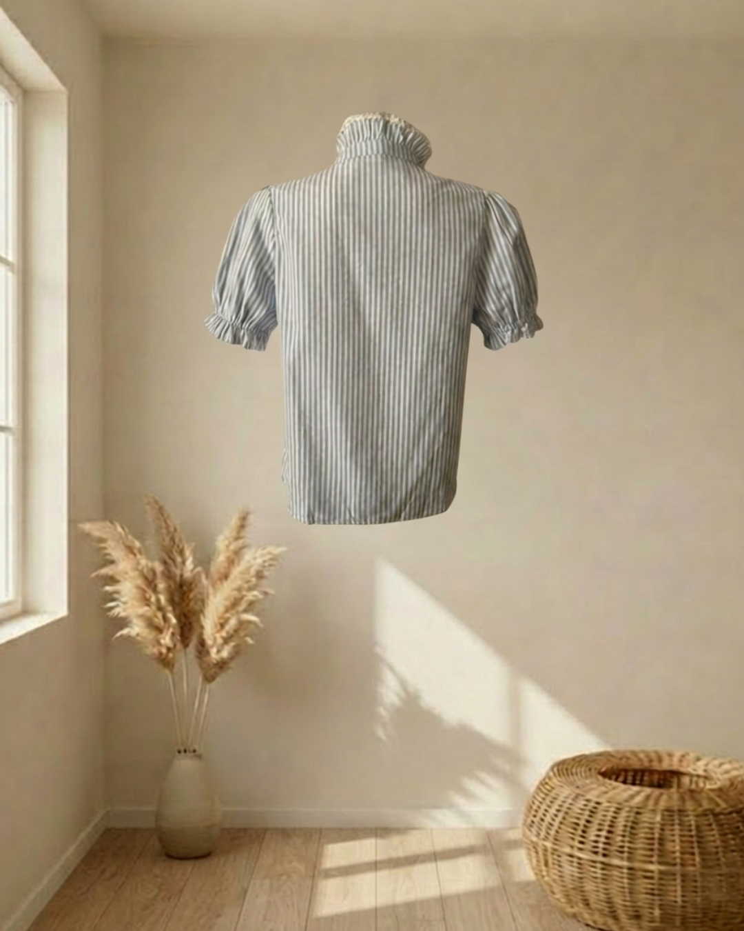 BLOUSE RAYEE BORDEE BLEU CIEL