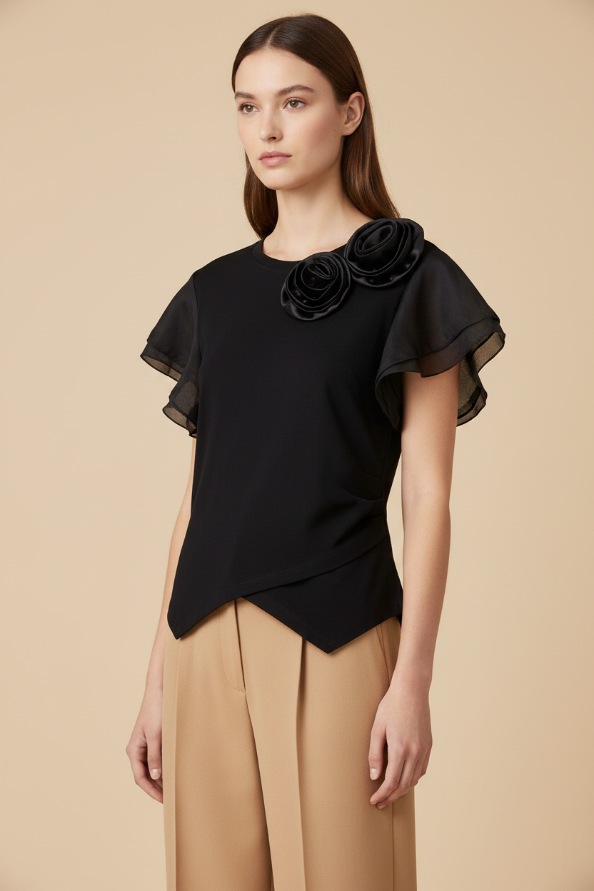 T-shirt noir à roses - Vue face éditoriale