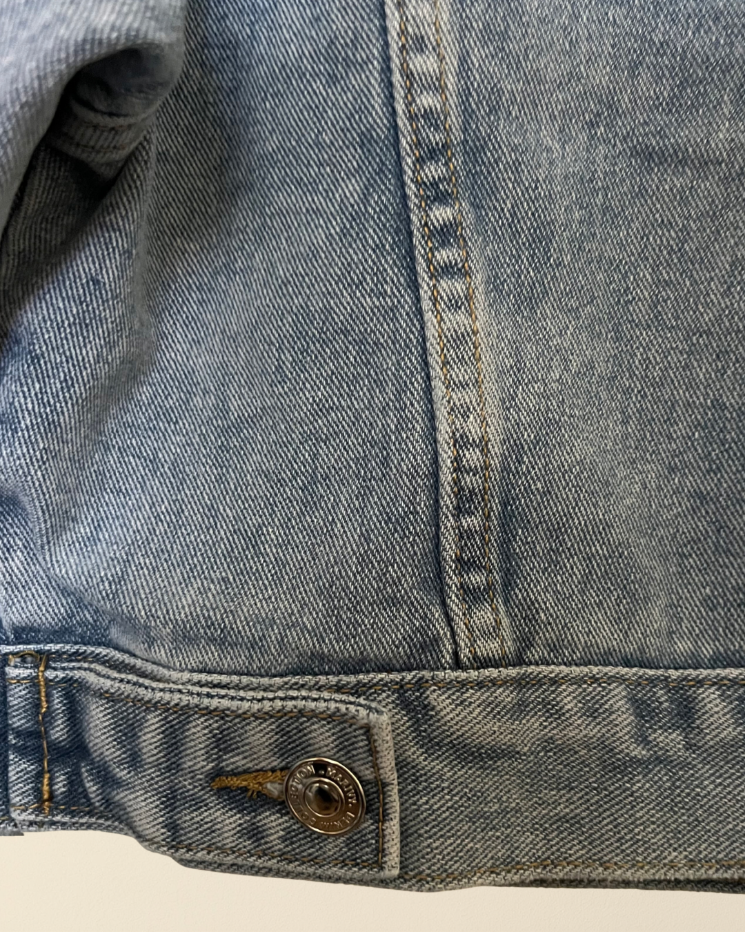 VESTE EN JEAN